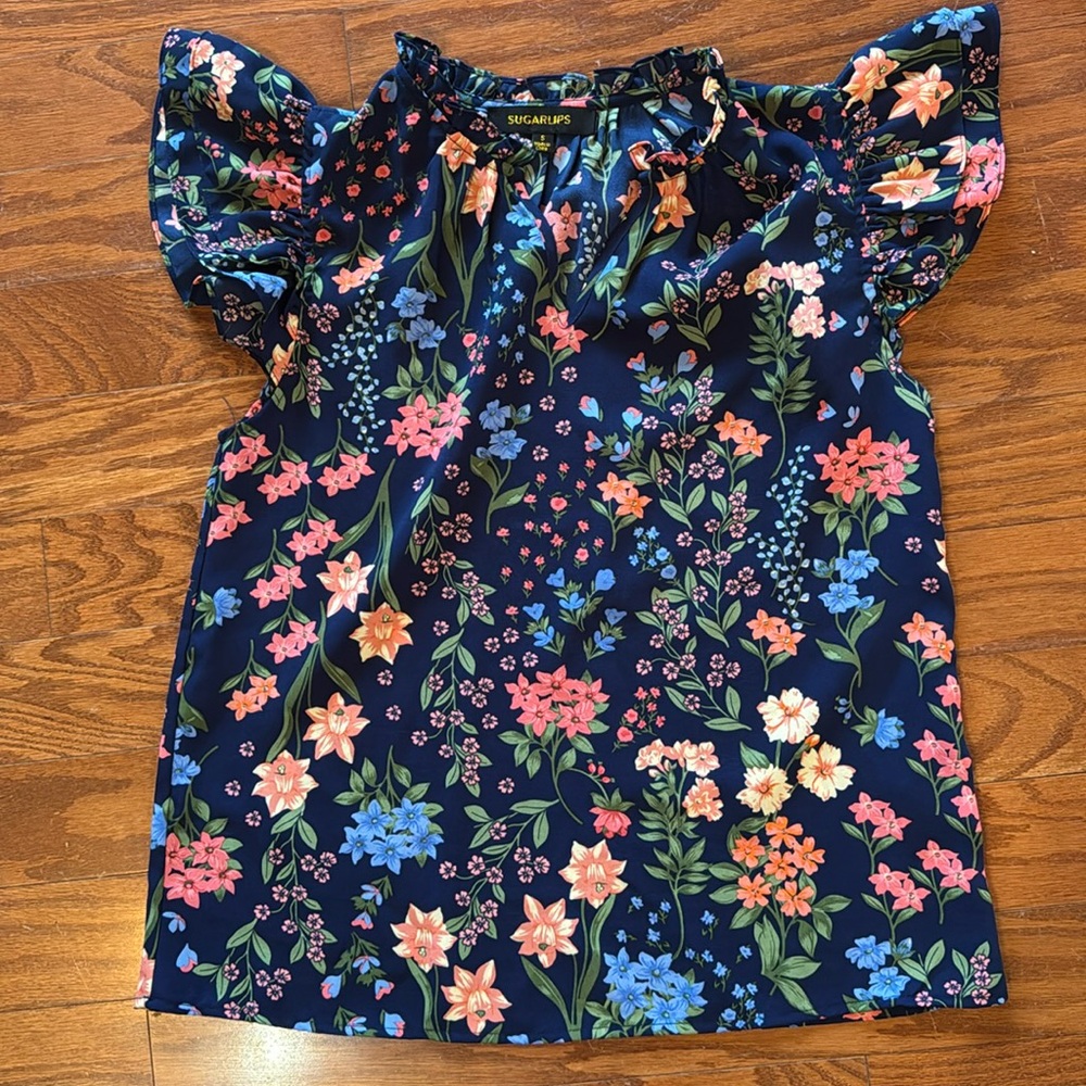 Sugar lips top